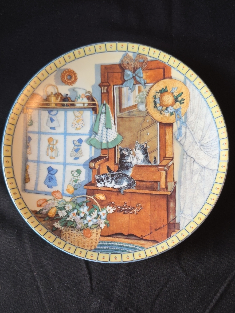 Knowles Yellow and Blue Cat Scene Decorative Plate